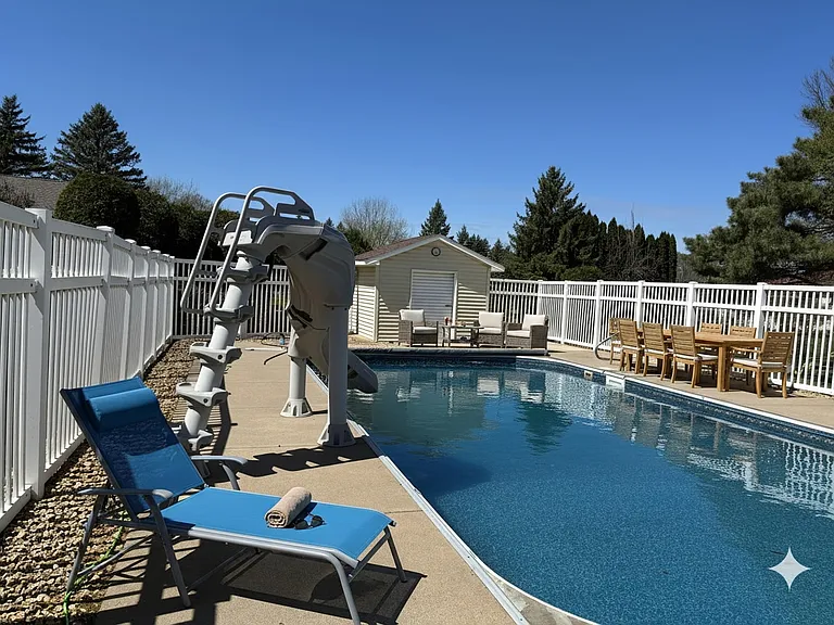 2215 Imperial Dr — Photo 25