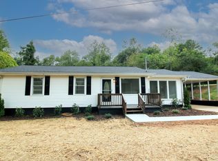 4042 Fincher Dr, Gainesville, GA 30504