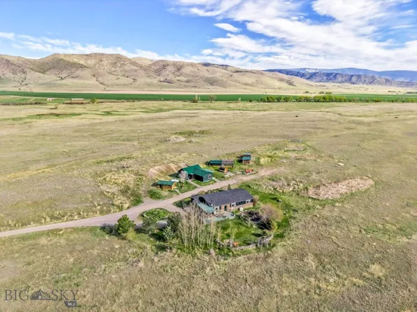 108 Caledonia Rd, Livingston, MT 59047