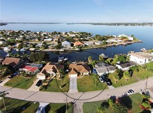 5115 Beacon Rd, Palmetto, FL 34221