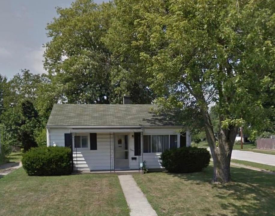 1st image of 2500 Meadow Dr