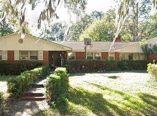 513 Dyches Dr, Savannah, GA 31406