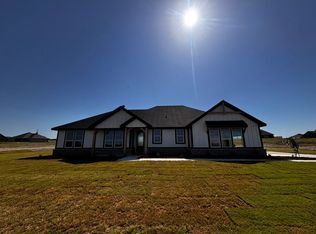149 Big Sky Rd, Decatur, TX 75167