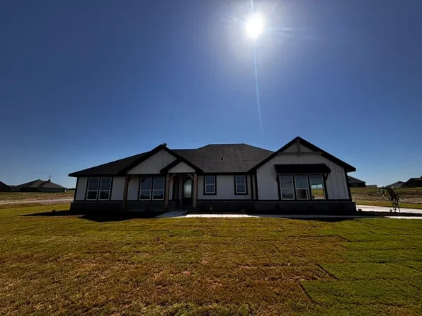 149 Big Sky Rd, Decatur, TX 75167