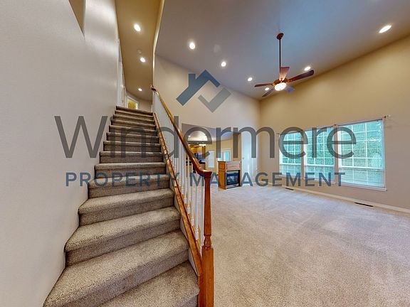 4th image of 1827 SE Bliss Ln