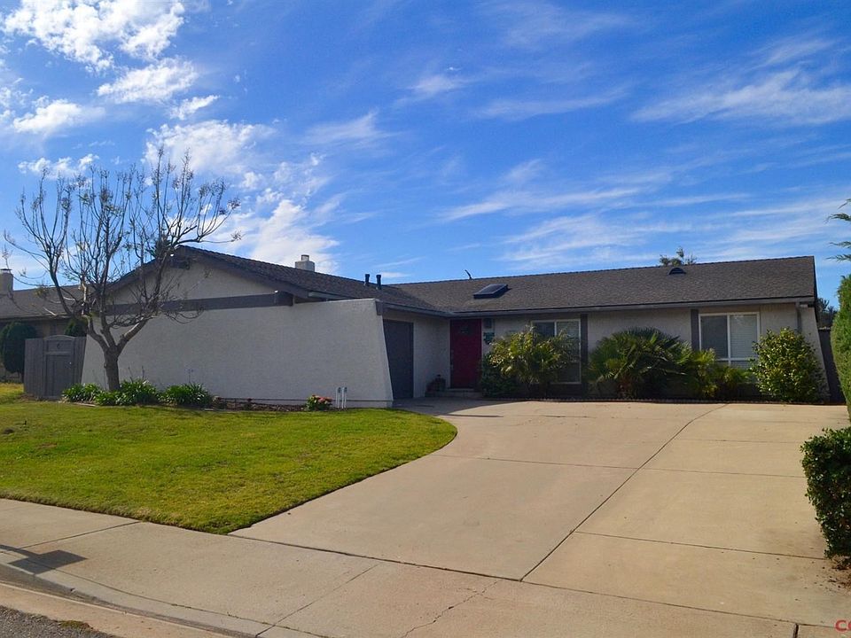 1st image of 300 Highland Dr
