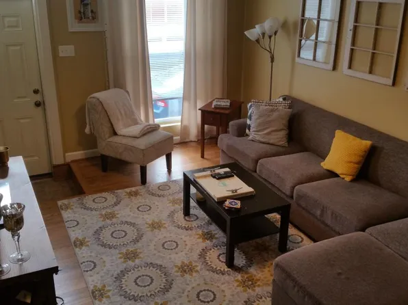 241 S Robinson St, Baltimore, MD 21224