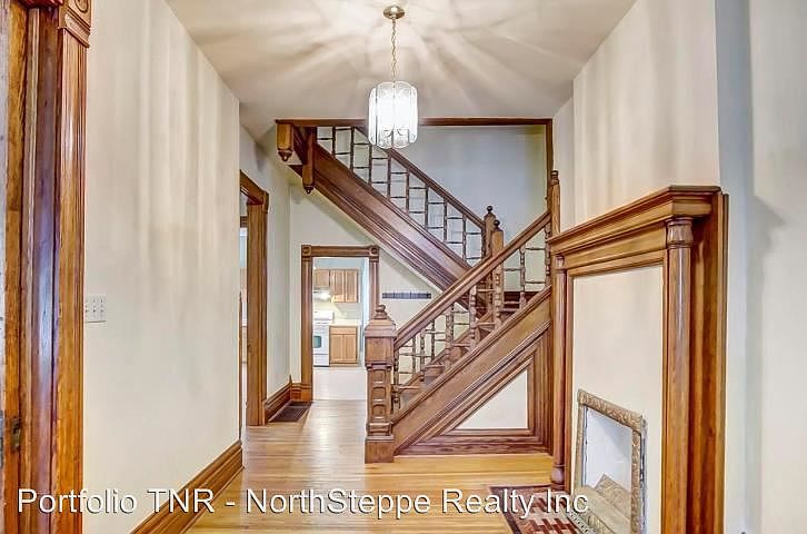 1st image of 128 King Ave #5395475