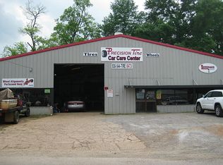 304 E Fannin Ave, Crockett, TX 75835
