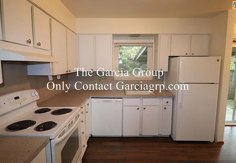 15205 SW 119th Ave — Photo 3