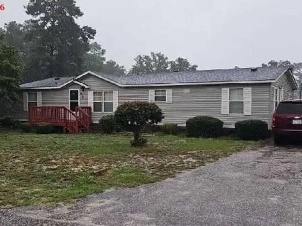 616 Feature Ct, Hope Mills, NC 28348