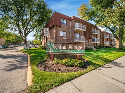 613 W Central Rd APT B7, Mount Prospect, IL, 60056
