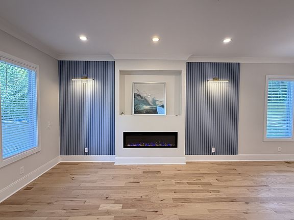 5th image of 1717 Luton St #B
