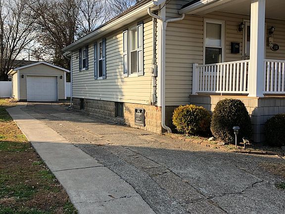 3rd image of 113 Washington Ave