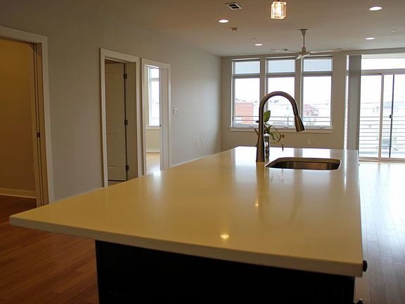2nd image of 811 N 2nd St APT 5A