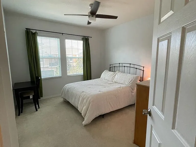 10732 Avery Park Dr — Photo 19