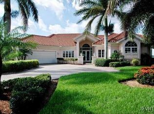 1530 SE Ballantrae Ct, Port Saint Lucie, FL 34952