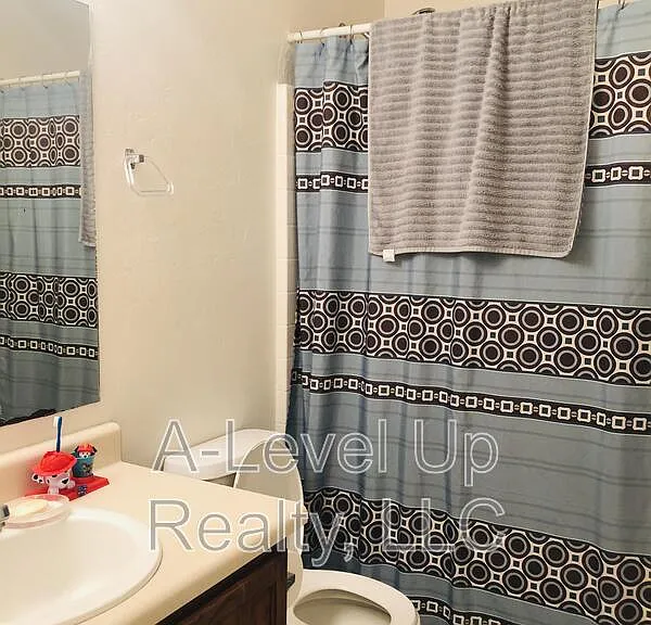 3725 W Tybolt Dr — Photo 4