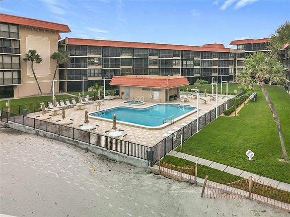 2nd image of 17580 Gulf Blvd APT 219