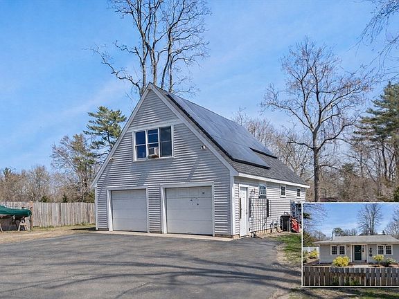 2nd image of 468 Mill St