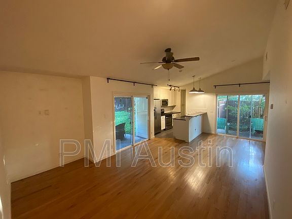 2nd image of 3516 Southridge Dr