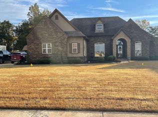 239 Delta Pointe Dr, Crawfordsville, AR 72327