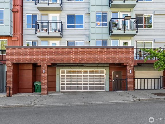 3rd image of 424 N 85th Street #404