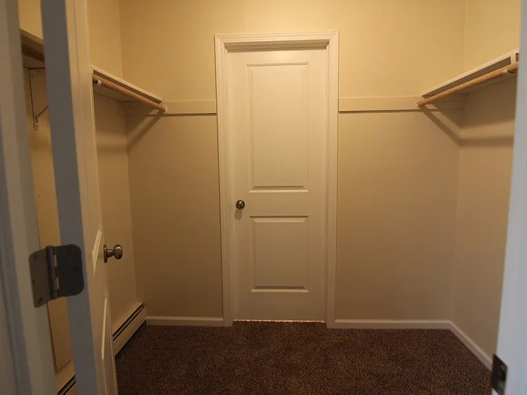 Forest Place Apartments — Photo 29