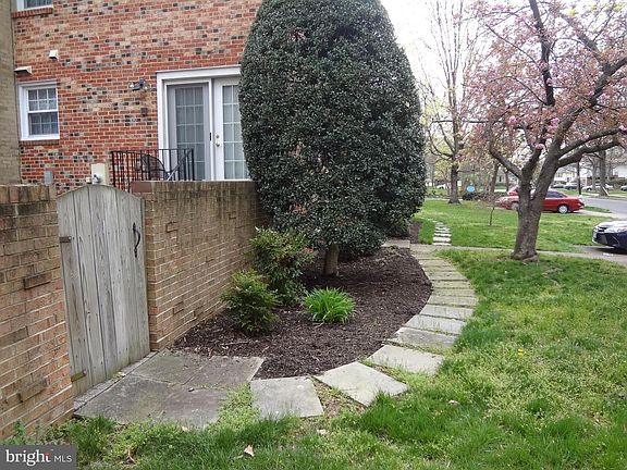 3rd image of 5374 Echols Ave