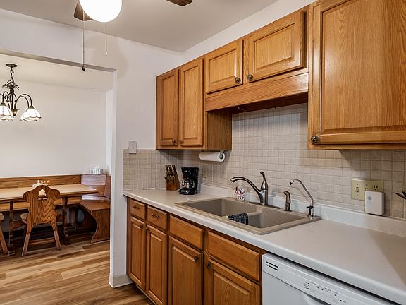 4th image of 2929 Sunnyside Dr #268