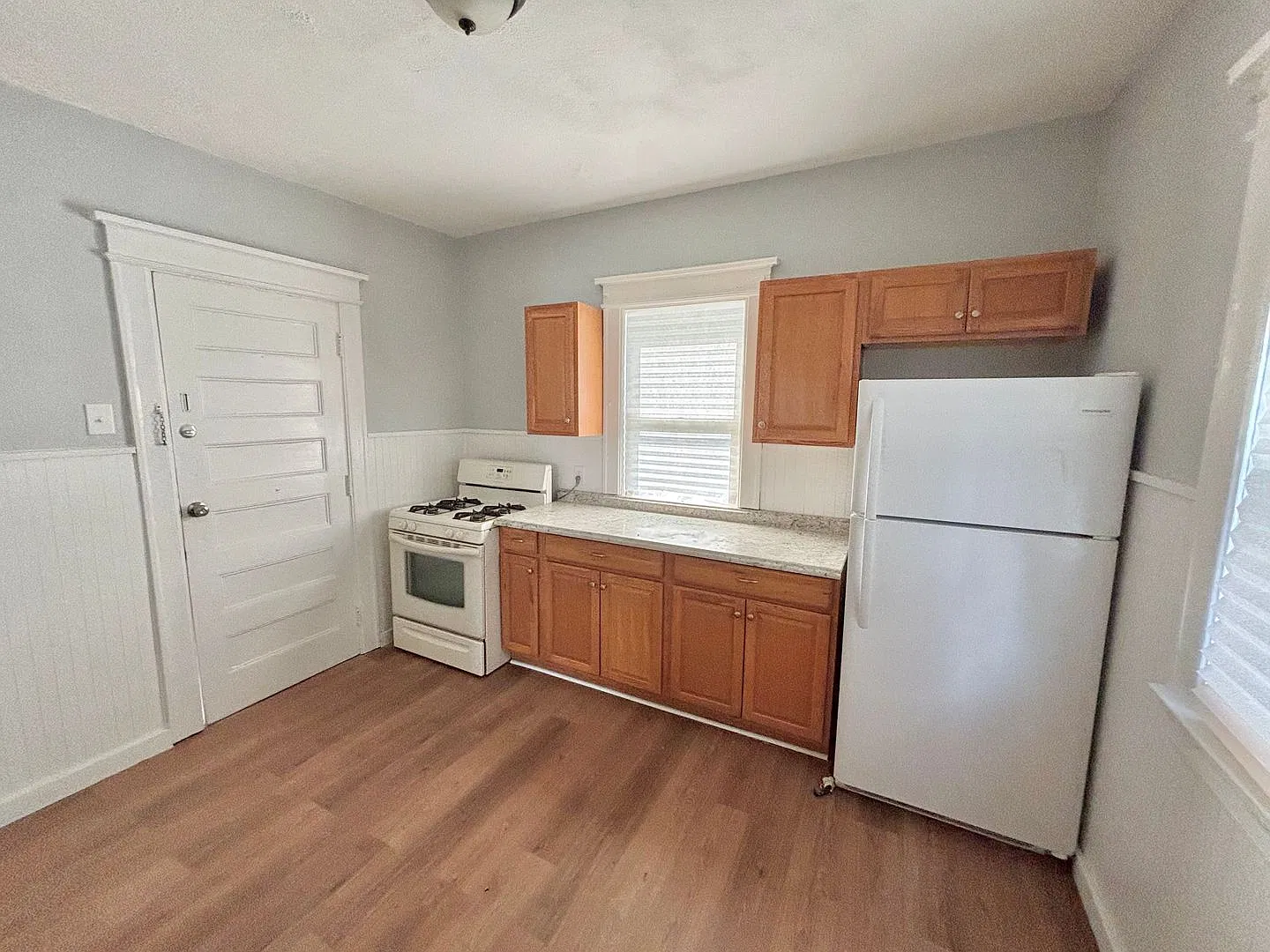 7-9 Averill Ave — Photo 2