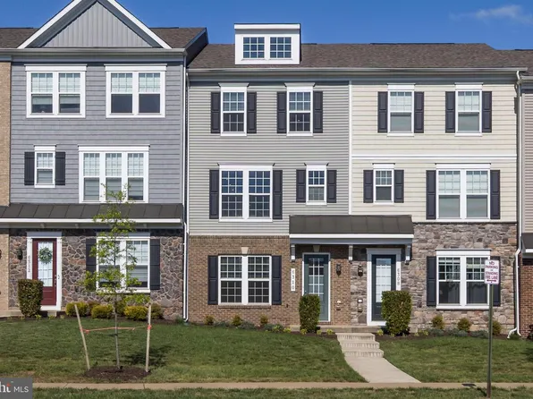 6310 Berkley Bridge Pl, Haymarket, VA 20169