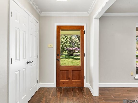 3rd image of 944 Magnolia Wood Ave