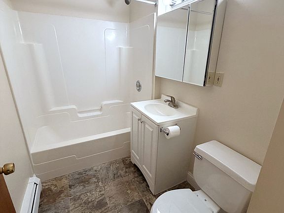 3rd image of 20 Fenno St APT 11