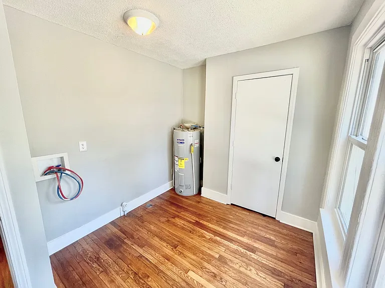 811 Dana Pl — Photo 23