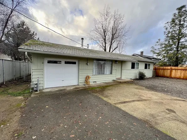 603 N Ross Ln, Medford, OR 97501