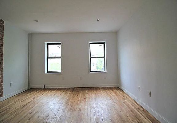 2nd image of 390 Vernon Ave APT 2B