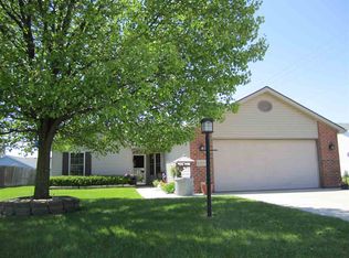 1301 Virginia Ln, Auburn, IN 46706