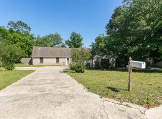 5548 Charbar Dr, Pensacola, FL 32526