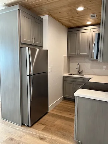 834 Tulane Dr — Photo 6