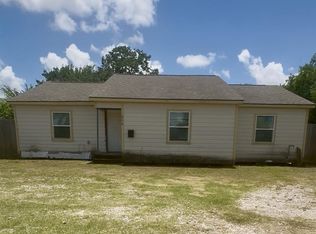 210 Vista Rd, Pasadena, TX 77504