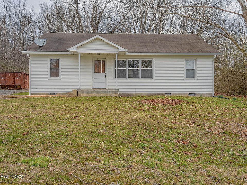 1st image of 523 Rockbridge Rd