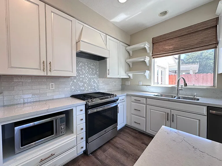 3045 Catalina Island Rd — Photo 7