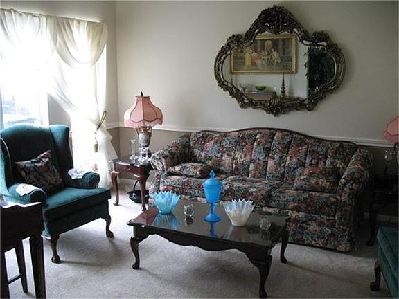 3rd image of 2113 Comal Springs Dr
