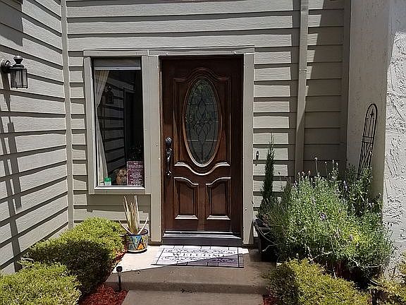3rd image of 6174 Portobelo Ct