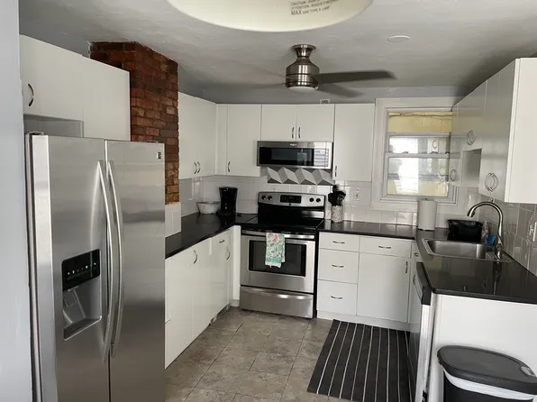 158 Western Ave #1, Cambridge, MA 02139