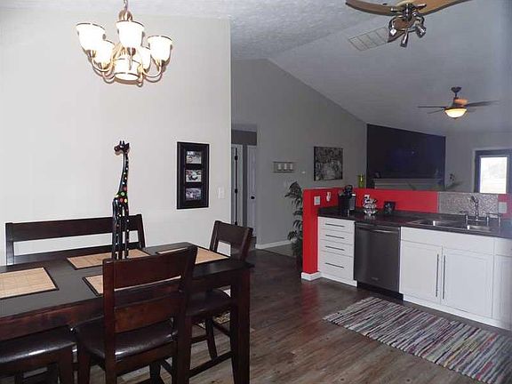 4th image of 7225 Bobcat Trail Dr