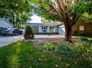 5369 Burgis Ave SE, Kentwood, MI 49508