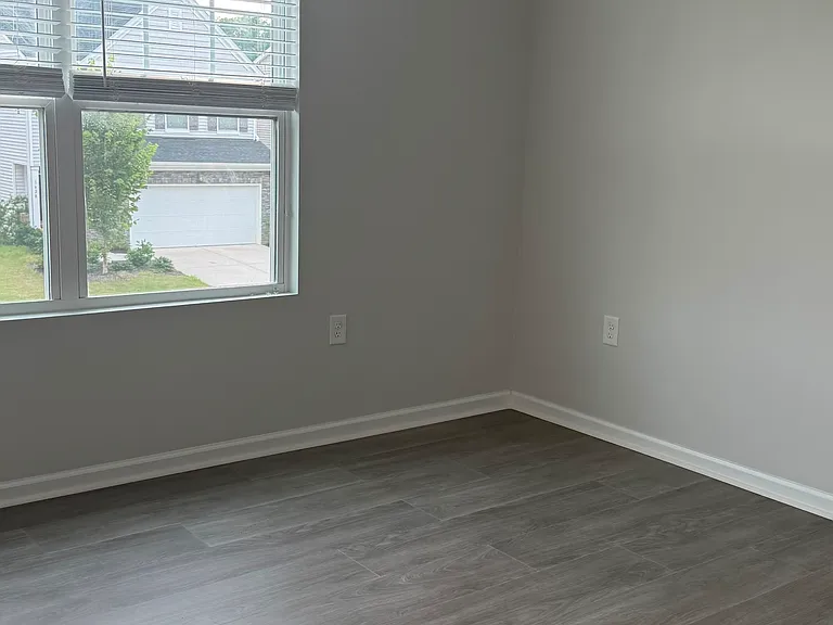 1633 Trembley Park Dr — Photo 25