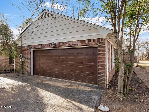 2nd image of 2668 Mary Key Dr